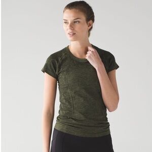Lululemon Swiftly Tech Short Sleeve Crew